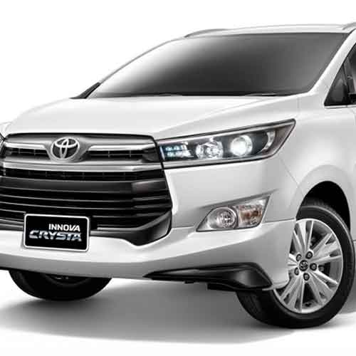 Alquiler de Coches Toyota Crysta Pushkar